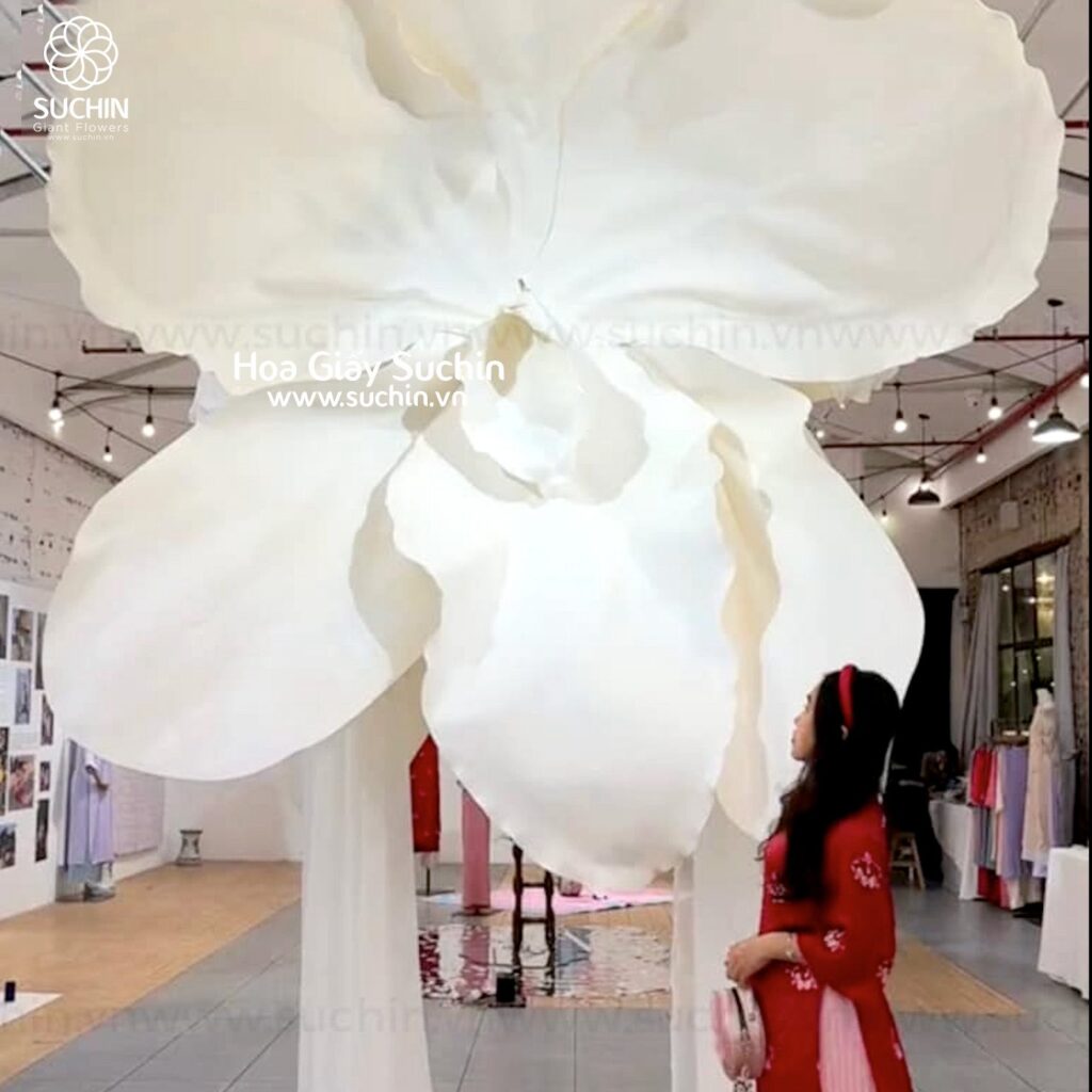 bông hoa khổng lồ