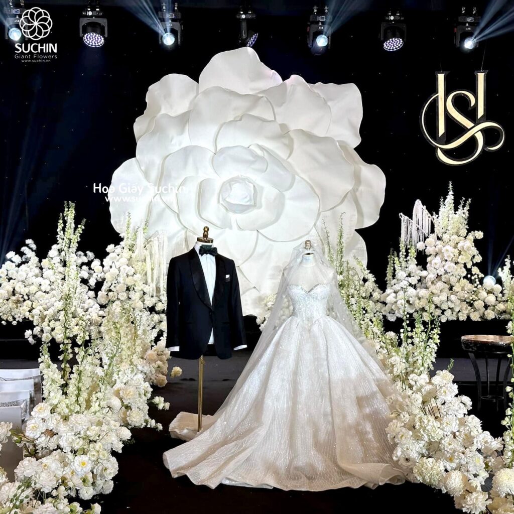 bông hoa khổng lồ