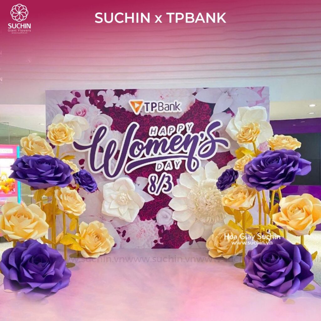 mẫu backdrop 8/3 đẹp
