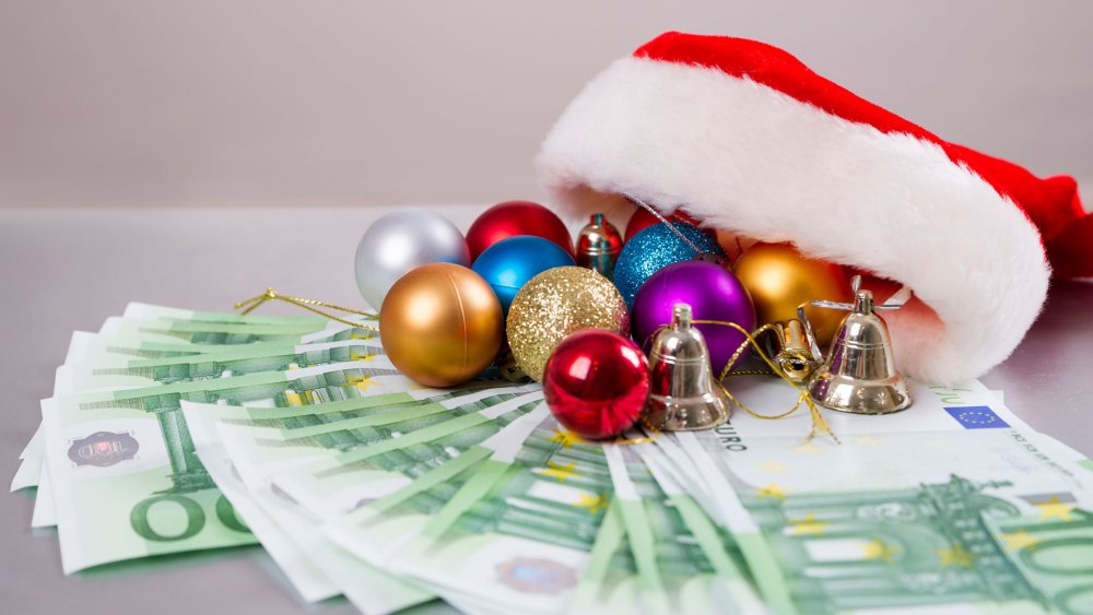 Các đồ trang trí Noel, nguyên liệu trang trí thông dụng hiện nay