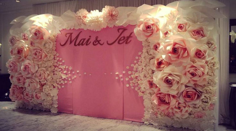 Chọn backdrop đám cưới giá rẻ được yêu thích hiện nay