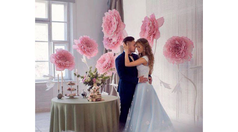 Trang trí bàn đón khách tại tiệc cưới đẹp