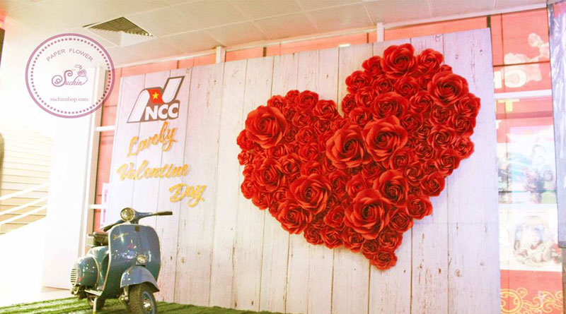 Backdrop hoa giấy giá rẻ đẹp ,tiết kiệm chi phí