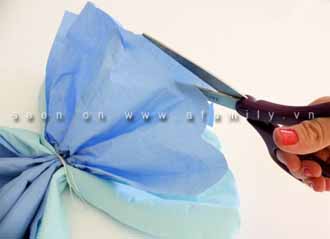 làm hoa giấy treo tường 4 làm hoa giấy treo tường 4