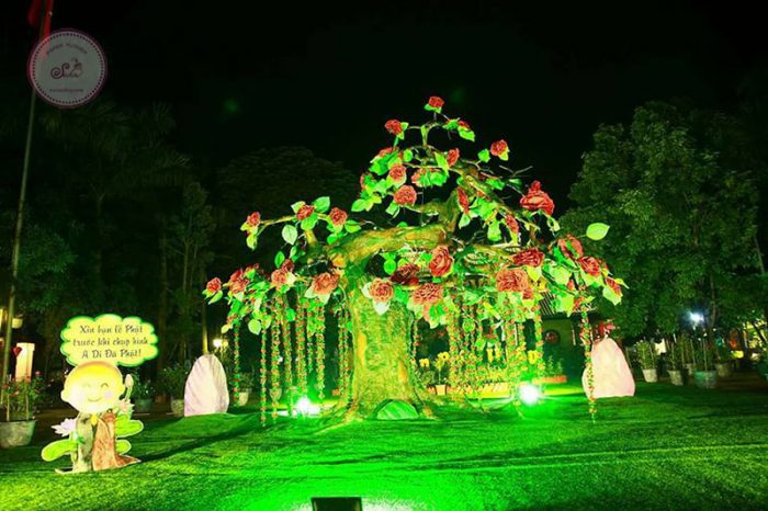 Hoa mút xốp chùa Khai Nguyên