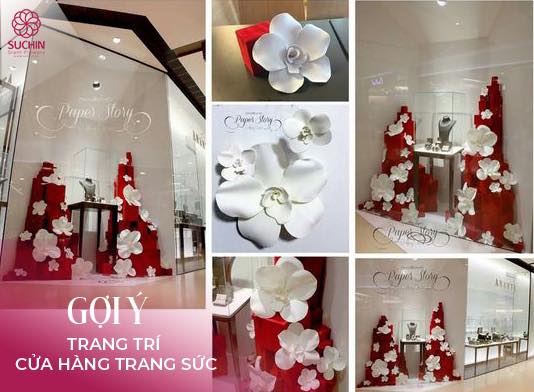 Hoa trắng trang trí cửa hàng trang sức