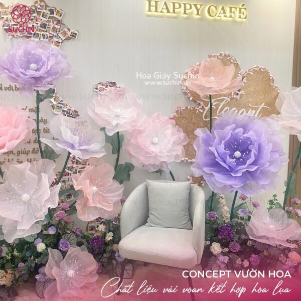 hoa khổng lồ trang trí quán cafe