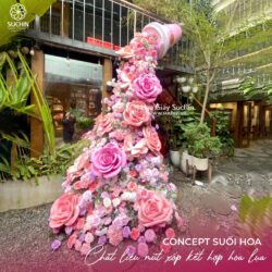 hoa khổng lồ trang trí quán cafe